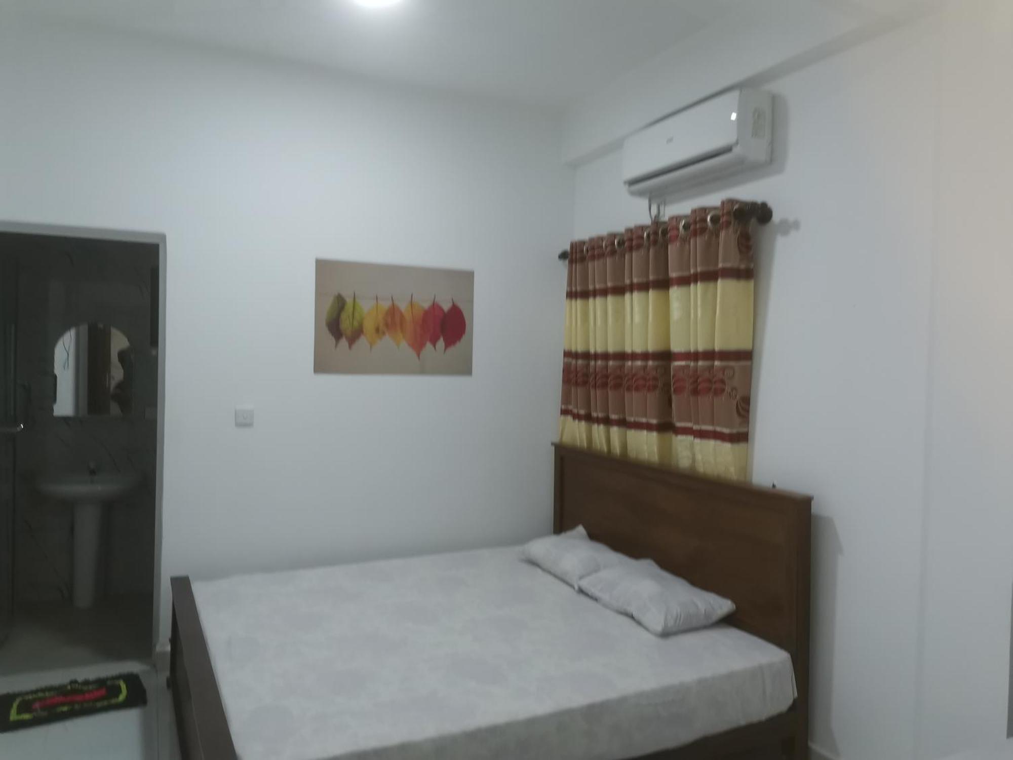 Surf Reef Beach Trincomalee Exterior photo